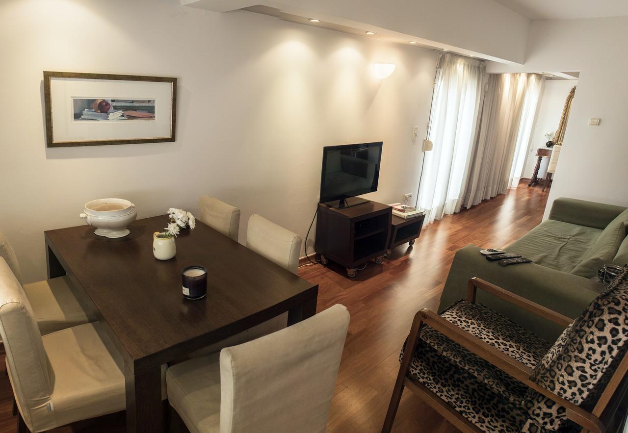 Apartamento Penthouse In Kolonaki Atenas Exterior foto